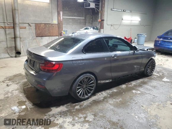 2016 BMW 2 Series M235i xDrive with VIN WBA1J9C51GV372003, listed as a Copart auction lot 83413884 with 104,951 mi miles and Salvage Title. Bid and sale history available at carsss.com. Image 3.