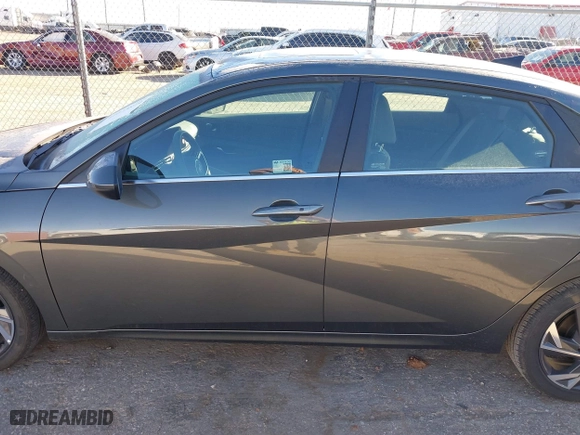 2025 Hyundai Elantra SEL Convenience with VIN KMHLS4DGXSU861568, listed as a IAAI auction lot 41073819 with 7,313 mi miles. Bid and sale history available at carsss.com. Image 14.