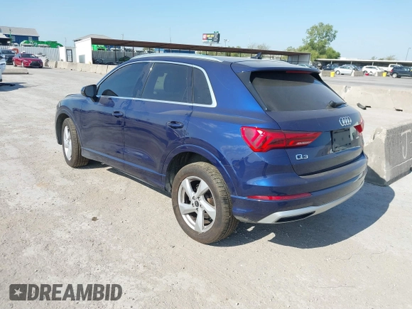 2021 Audi Q3 Premium with VIN WA1AUCF32M1066149, listed as a IAAI auction lot 40695269 with 92,598 mi miles and . Bid and sale history available at DreamBid. Image 3.