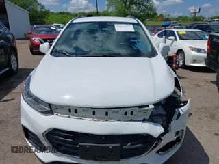 2021 Chevrolet Trax LT with VIN KL7CJLSB7MB360173, listed as a IAAI auction lot 42123356 with 106,102 mi miles and . Bid and sale history available at DreamBid. Image 13.