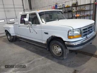 1993 Ford F-350 with VIN 2FTJW35M6PCA27433, listed as a IAAI auction lot 42025246 with Not provided miles and . Bid and sale history available at DreamBid. Image 1.