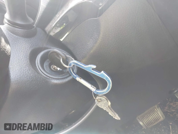 2013 Kia Sorento LX with VIN 5XYKTDA65DG405832, listed as a IAAI auction lot 41811700 with 154,167 mi miles and . Bid and sale history available at DreamBid. Image 11.