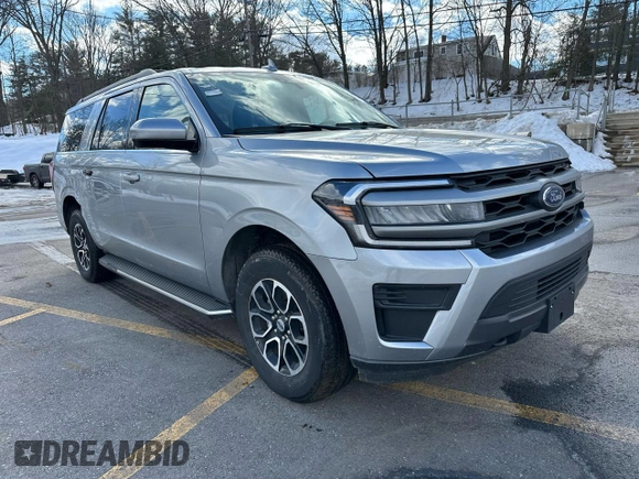 2023 Ford Expedition Max XLT with VIN 1FMJK1J82PEA55695, listed as a Copart auction lot 47253155 with 35,370 mi miles and Non repairable. Bid and sale history available at DreamBid. Image 4.