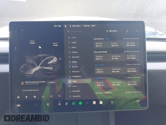 2025 Tesla Model 3 Long Range with VIN 5YJ3E1EB4SF943771, listed as a IAAI auction lot 42330181 with 3,533 mi miles and . Bid and sale history available at DreamBid. Image 17.