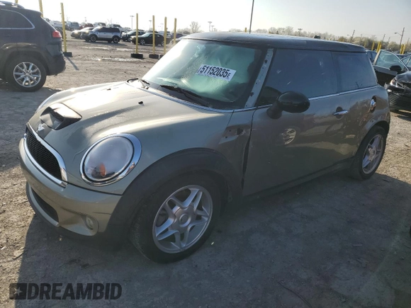 2009 MINI Hardtop S with VIN WMWMF73529TW82713, listed as a Copart auction lot 51152035 with 170,954 mi miles and Salvage title. Bid and sale history available at DreamBid. Image 1.