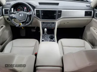 2018 Volkswagen Atlas SE z VIN 1V2CP2CAXJC598119, wystawiony jako Copart lot #48925765 z przebiegiem 73 724 mil mil oraz Szkoda całkowita • Salvage title. Historia ofert i sprzedaży dostępna na DreamBid. Obrazek 8.