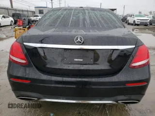 2017 Mercedes-Benz E-Class E 300 Luxury with VIN WDDZF4JB4HA039618, listed as a Copart auction lot 45012933 with 61,892 mi miles. Bid and sale history available at carsss.com. Image 6.