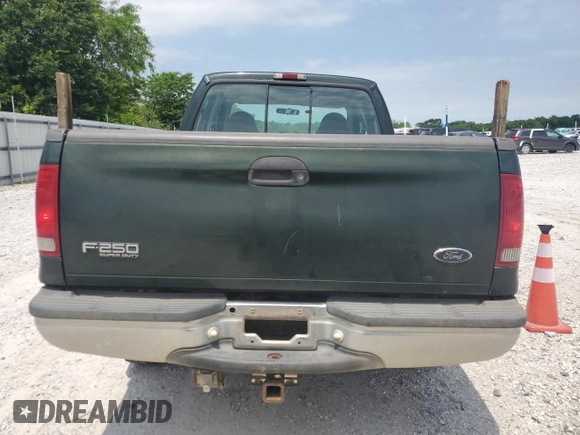2000 Ford F-250 XL с VIN 1FTNX21L1YEB33533, выставлен на аукционе Copart как лот 58313795 с пробегом 142 753 миль миль и Списание • Salvage title. История ставок и продаж доступна на DreamBid. Изображение 6.