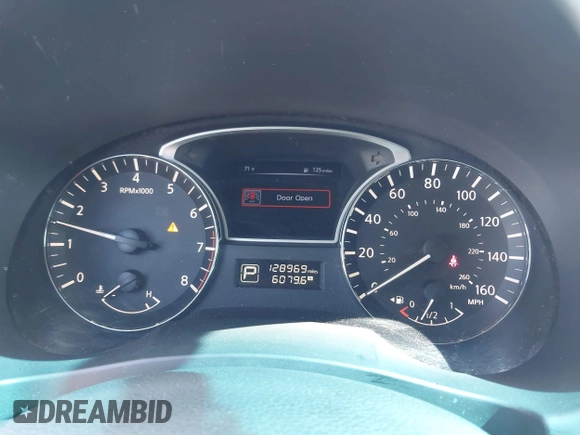 2015 Nissan Altima SV with VIN 1N4AL3AP5FC576818, listed as a IAAI auction lot 42129973 with 128,969 mi miles and . Bid and sale history available at carsss.com. Image 7.