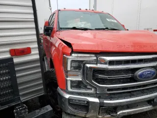 2022 Ford F-350 XL z VIN 1FT8W3BT9NEE28735, wystawiony jako Copart lot #78842734 z przebiegiem 35 872 mil mil oraz Szkoda całkowita • Salvage title. Historia ofert i sprzedaży dostępna na DreamBid. Obrazek 4.