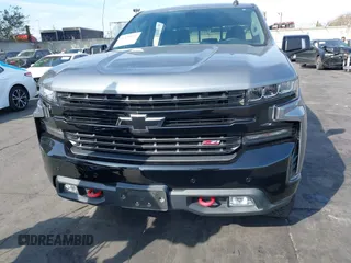 2020 Chevrolet Silverado 1500 LT Trail Boss with VIN 3GCPYFED9LG237690, listed as a IAAI auction lot 41470921 with 19,181 mi miles. Bid and sale history available at carsss.com. Image 13.