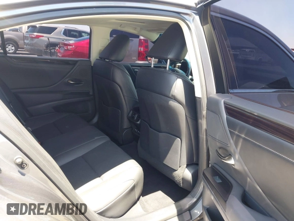 2020 Lexus ES 350 with VIN 58ADZ1B19LU056460, listed as a IAAI auction lot 42530160 with 26,116 mi miles and . Bid and sale history available at DreamBid. Image 8.
