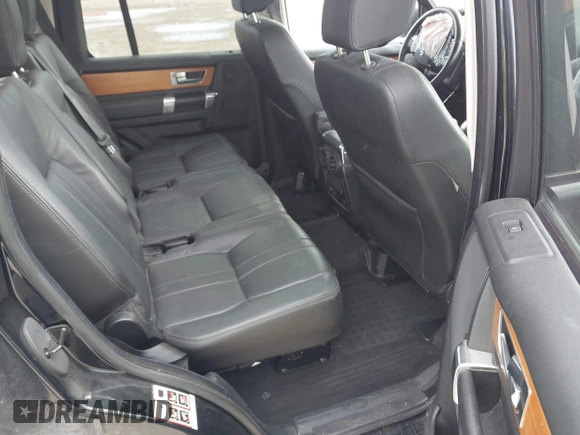 2012 Land Rover LR4 HSE z VIN SALAG2D43CA597757, wystawiony jako IAAI lot #42265010 z przebiegiem 116 140 mil mil oraz . Historia ofert i sprzedaży dostępna na DreamBid. Obrazek 8.