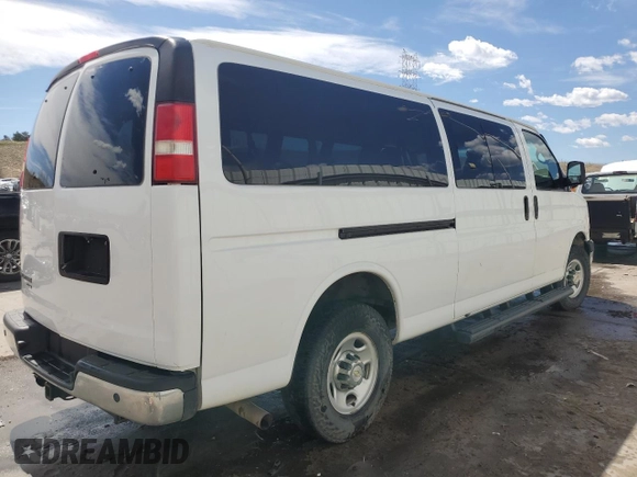 2015 Chevrolet Express Passenger LT с VIN 1GAZG1FG4F1146801, выставлен на аукционе Copart как лот 53570305 с пробегом 144 481 миль миль и Списание • Salvage title. История ставок и продаж доступна на DreamBid. Изображение 3.