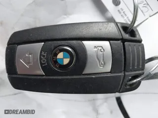 2015 BMW X1 sDrive28i with VIN WBAVM1C53FV318663, listed as a IAAI auction lot 41711526 with 182,204 mi miles. Bid and sale history available at carsss.com. Image 11.