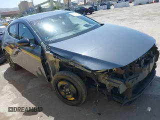 2022 Mazda 3 Premium Plus z VIN JM1BPBNY7N1501810, wystawiony jako IAAI lot #42105565 z przebiegiem 46 314 mil mil oraz . Historia ofert i sprzedaży dostępna na DreamBid. Obrazek 1.