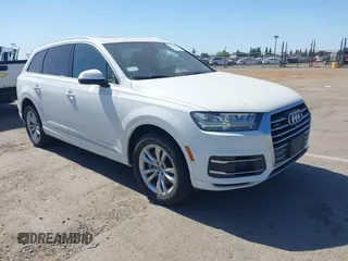 2017 Audi Q7 Premium Plus with VIN WA1LHAF71HD059315, listed as a IAAI auction lot 42349664 with 110,603 mi miles and . Bid and sale history available at DreamBid. Image 1.