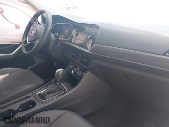 2020 Volkswagen Jetta SEL with VIN 3VWE57BU5LM101498, listed as a IAAI auction lot 42298171 with 28,597 mi miles and . Bid and sale history available at DreamBid. Image 5.