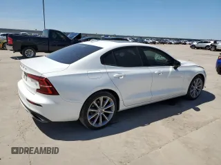 2021 Volvo S60 Momentum with VIN 7JR102FZ5MG108585, listed as a Copart auction lot 47797984 with 47,160 mi miles. Bid and sale history available at carsss.com. Image 3.