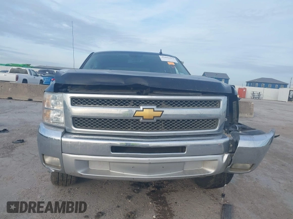 2013 Chevrolet Silverado 1500 LT with VIN 3GCPCSE00DG141940, listed as a IAAI auction lot 41882612 with Not Provided miles. Bid and sale history available at carsss.com. Image 12.