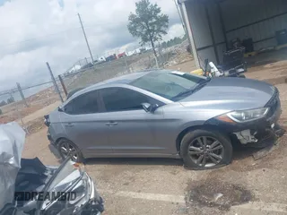 2017 Hyundai Elantra SE z VIN 5NPD84LF7HH119468, wystawiony jako IAAI lot #42060414 z przebiegiem 122 434 mil mil oraz . Historia ofert i sprzedaży dostępna na DreamBid. Obrazek 13.