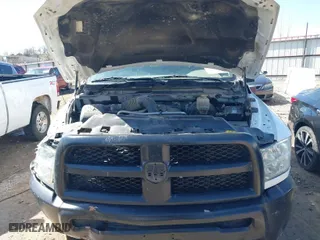 2018 Ram 2500 Tradesman with VIN 3C6TR5CT4JG377988, listed as a IAAI auction lot 41737821 with 125,512 mi miles. Bid and sale history available at carsss.com. Image 10.