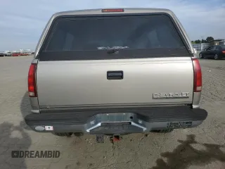1998 Chevrolet Silverado 1500 with VIN 1GCEK19R1WE171942, listed as a Copart auction lot 46476505 with 219,527 mi miles and Salvage Title. Bid and sale history available at DreamBid. Image 6.