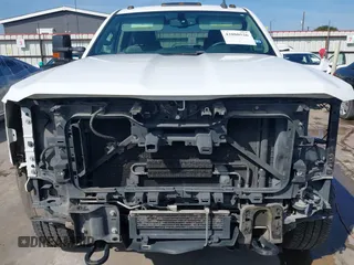 2015 Chevrolet Silverado 3500HD with VIN 1GC2CYEG0FZ534639, listed as a IAAI auction lot 42080526 with 245,795 mi miles and . Bid and sale history available at DreamBid. Image 6.