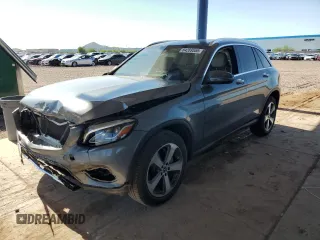 2019 Mercedes-Benz GLC 300 with VIN WDC0G4JB2KV135757, listed as a Copart auction lot 64289555 with 92,087 mi miles and Salvage title. Bid and sale history available at DreamBid. Image 1.