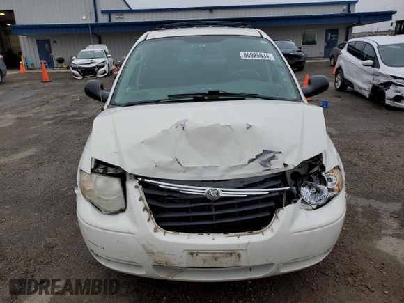 2007 Chrysler Town & Country LWB Touring with VIN 2A4GP54L67R302849, listed as a Copart auction lot 80925034 with 120,258 mi miles and Non Repairable. Bid and sale history available at carsss.com. Image 5.