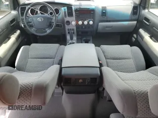 2010 Toyota Tundra z VIN 5TFEY5F17AX080059, wystawiony jako Copart lot #53018245 z przebiegiem 101 432 mil mil oraz Szkoda całkowita • Salvage title. Historia ofert i sprzedaży dostępna na DreamBid. Obrazek 8.
