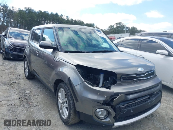 2018 Kia Soul + with VIN KNDJP3A58J7568064, listed as a IAAI auction lot 41628469 with 98,947 mi miles. Bid and sale history available at carsss.com. Image 13.