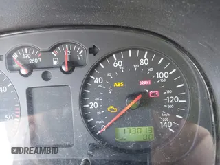 2002 Volkswagen Golf GLS с VIN 9BWGP61J224064319, выставлен на аукционе IAAI как лот 41505028 с пробегом 173 013 миль миль и . История ставок и продаж доступна на DreamBid. Изображение 7.
