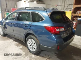 2019 Subaru Outback Premium z VIN 4S4BSAFCXK3313788, wystawiony jako IAAI lot #42515325 z przebiegiem 109 186 mil mil oraz . Historia ofert i sprzedaży dostępna na DreamBid. Obrazek 3.