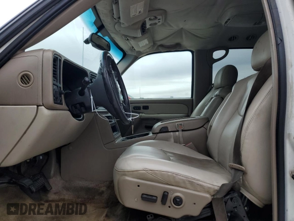 2003 Chevrolet Tahoe LS with VIN 1GNEC13Z23J321332, listed as a Copart auction lot 44611705 with 173,088 mi miles and Salvage Title. Bid and sale history available at carsss.com. Image 7.