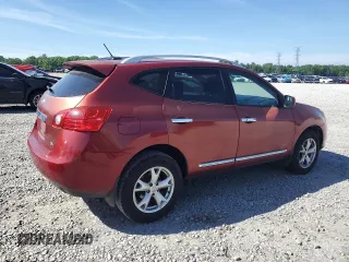 2011 Nissan Rogue SV z VIN JN8AS5MT6BW186180, wystawiony jako Copart lot #57245935 z przebiegiem Nie podano mil oraz Szkoda całkowita • Salvage title. Historia ofert i sprzedaży dostępna na DreamBid. Obrazek 3.