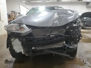 2018 Nissan Rogue SV with VIN KNMAT2MV2JP519346, listed as a Copart auction lot 63622124 with 132,141 mi miles and Clean Title. Bid and sale history available at carsss.com. Image 5.