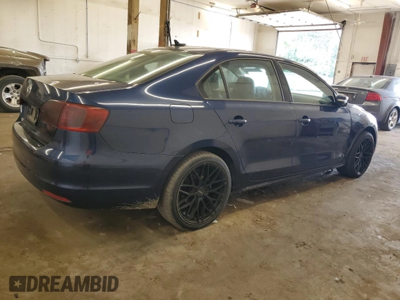 2014 Volkswagen Jetta SE with VIN 3VWD17AJ7EM428230, listed as a Copart auction lot 63944345 with 166,370 mi miles and Clean title. Bid and sale history available at DreamBid. Image 3.