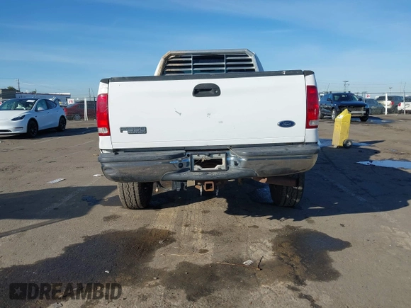 2003 Ford F-350 with VIN 1FTSF31P43EB41147, listed as a IAAI auction lot 41549212 with 174,321 mi miles and . Bid and sale history available at DreamBid. Image 16.