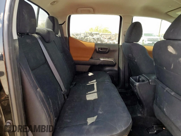 2019 Toyota Tacoma SR5 with VIN 5TFAZ5CN5KX085412, listed as a Copart auction lot 61011315 with 46,384 mi miles and Salvage title. Bid and sale history available at DreamBid. Image 10.
