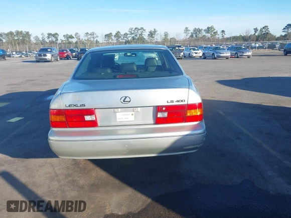 2000 Lexus LS 400 with VIN JT8BH28F9Y0181339, listed as a IAAI auction lot 41589304 with 252,625 mi miles. Bid and sale history available at carsss.com. Image 16.