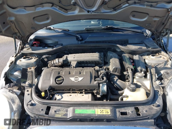 2010 MINI Hardtop with VIN WMWMF3C51ATZ61146, listed as a IAAI auction lot 42611461 with 96,038 mi miles and . Bid and sale history available at DreamBid. Image 10.