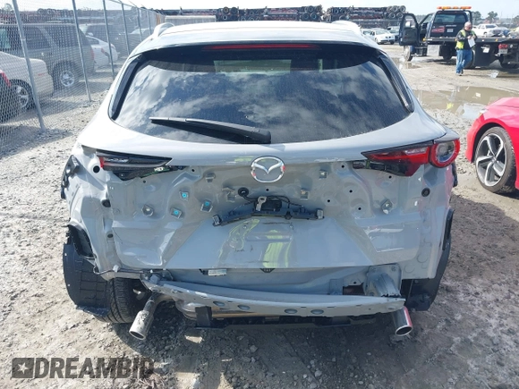 2025 Mazda CX-30 S Select Sport z VIN 3MVDMBBM8SM758071, wystawiony jako IAAI lot #42007849 z przebiegiem 8 678 mil mil oraz . Historia ofert i sprzedaży dostępna na DreamBid. Obrazek 16.