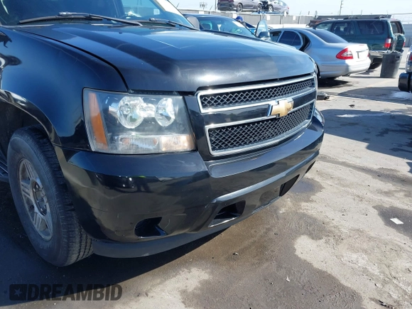 2007 Chevrolet Tahoe LTZ with VIN 1GNFC13J37R134588, listed as a IAAI auction lot 41725727 with 127,540 mi miles and . Bid and sale history available at DreamBid. Image 6.