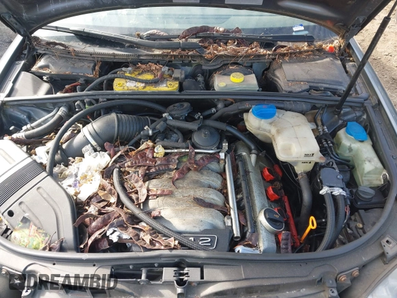 2006 Audi S4 z VIN WAUGL78EX6A129507, wystawiony jako IAAI lot #41906976 z przebiegiem Nie podano mil oraz . Historia ofert i sprzedaży dostępna na DreamBid. Obrazek 10.