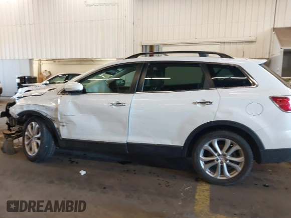 2012 Mazda CX-9 Grand Touring with VIN JM3TB3DV8C0359977, listed as a IAAI auction lot 41142648 with 115,979 mi miles. Bid and sale history available at carsss.com. Image 14.