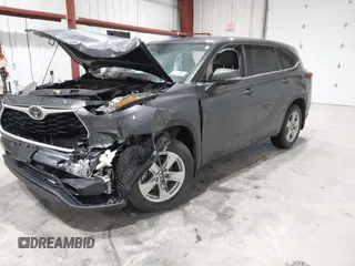 2020 Toyota Highlander LE with VIN 5TDBZRBH3LS038023, listed as a IAAI auction lot 41832407 with 48,213 mi miles and . Bid and sale history available at DreamBid. Image 19.