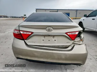 2017 Toyota Camry XLE z VIN 4T1BF1FK3HU630357, wystawiony jako Copart lot #60201805 z przebiegiem 162 740 mil mil oraz Szkoda całkowita • Salvage title. Historia ofert i sprzedaży dostępna na DreamBid. Obrazek 6.