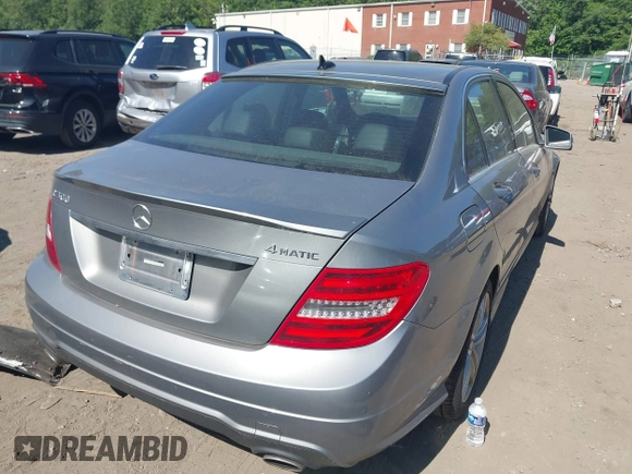 2013 Mercedes-Benz C 300 Sport с VIN WDDGF8AB0DA822279, выставлен на аукционе IAAI как лот 42551907 с пробегом 115 854 миль миль и . История ставок и продаж доступна на DreamBid. Изображение 4.