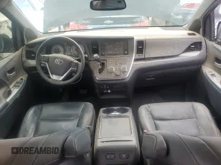2018 Toyota Sienna SE with VIN 5TDXZ3DC8JS927529, listed as a Copart auction lot 51646955 with 94,757 mi miles and Salvage title. Bid and sale history available at DreamBid. Image 8.